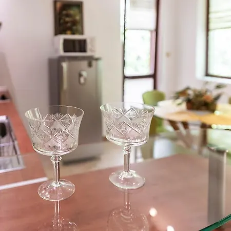 Appartement Spacious 2br In The Center Varna