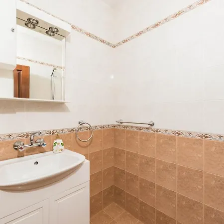 Appartement Spacious 2br In The Center