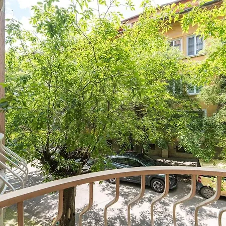 Spacious 2br In The Center Appartement Varna